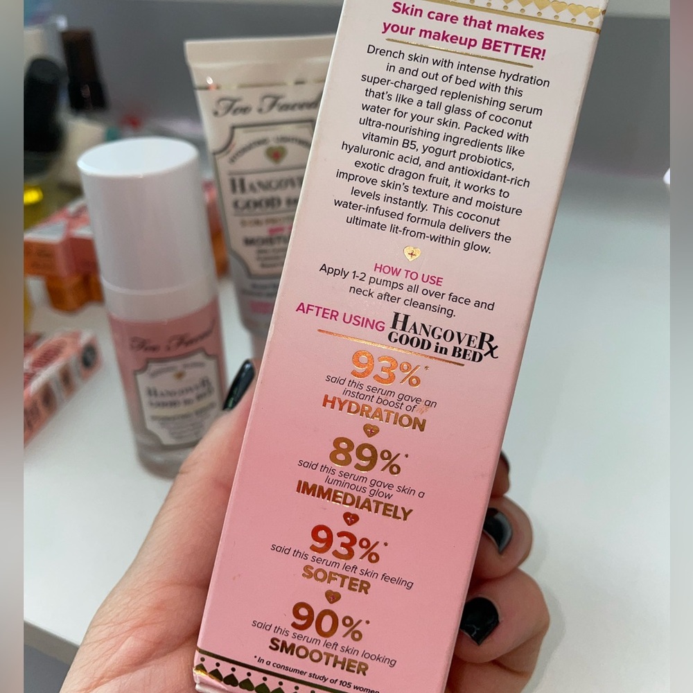 Too faced 🩷 - Picture 2 of 2